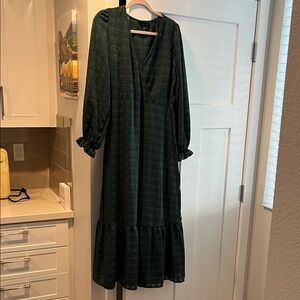 New Look Dark Green Long Sleeve Maxi Dress